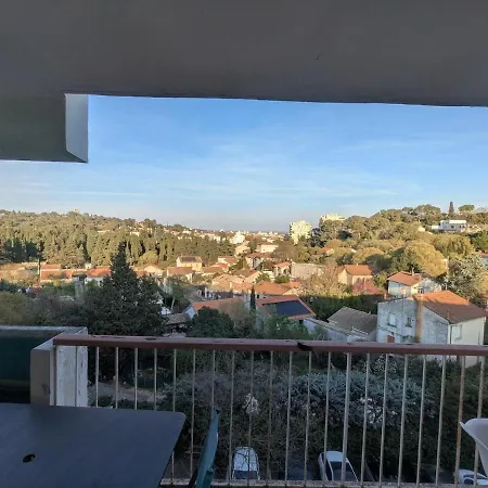 Lumineux Avec Vue Sur